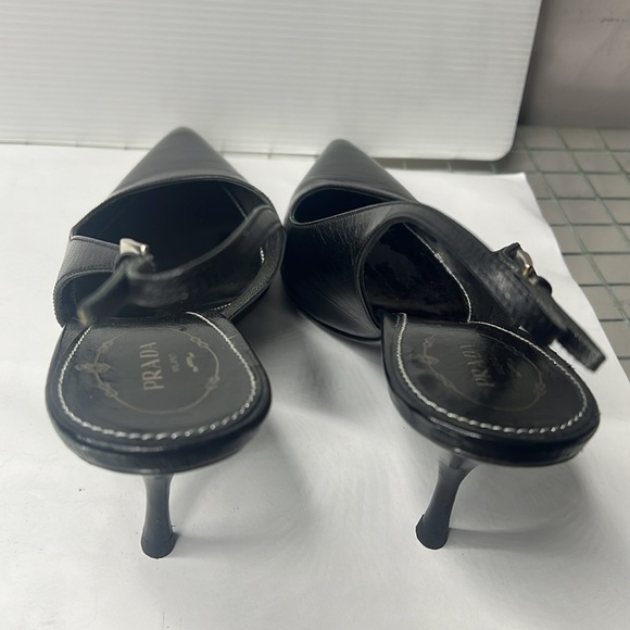 Prada Sz 38 Smooth Black Leather Slingback Slip On Classic Heels - Picture 7 of 11